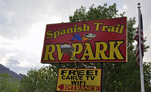 sign: Spanish Trail RV Park